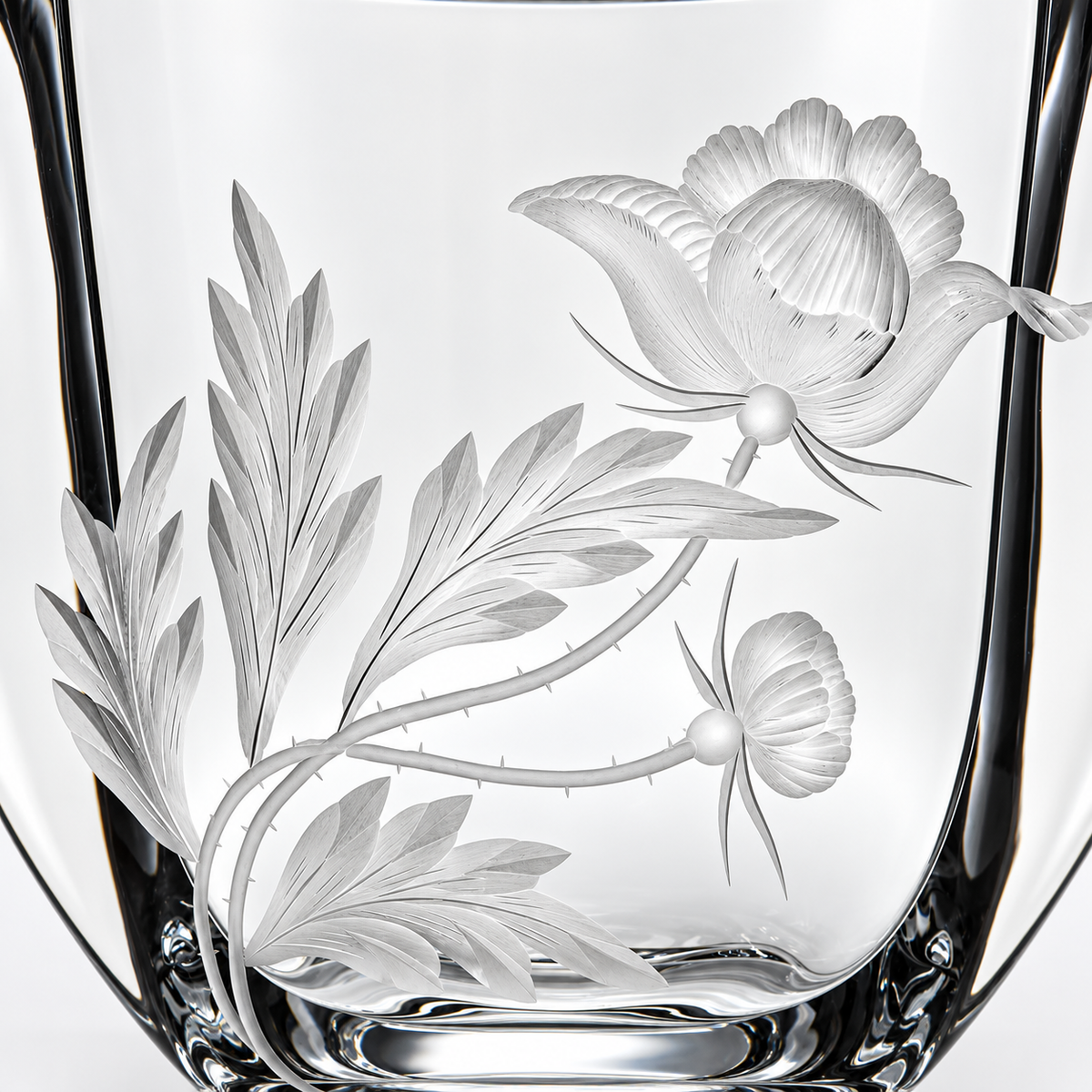 Handcut Crystal Vase Poppy/clear
