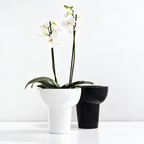 MIDORO Porcelain vase on foot 20cm, 23cm black